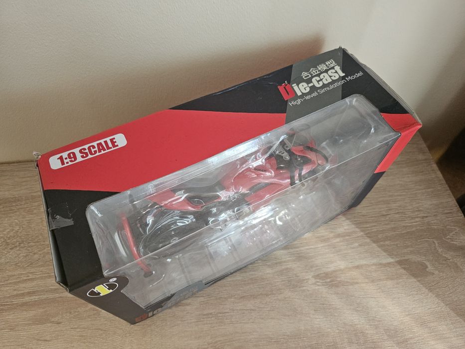 Мотоцикл Ducati Panigale V4S.