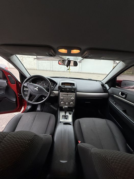 Mitsubishi Galant IX покоління