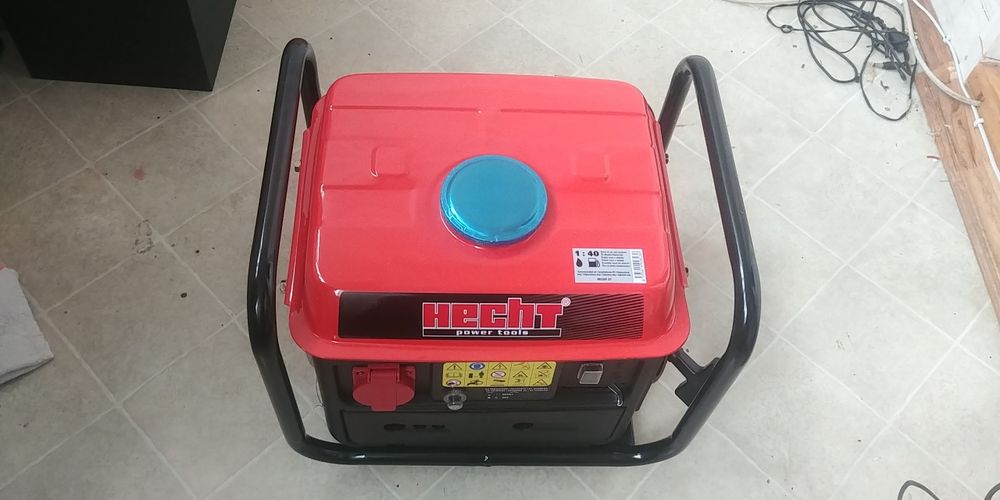 Бензиновый генератор hecht gg950