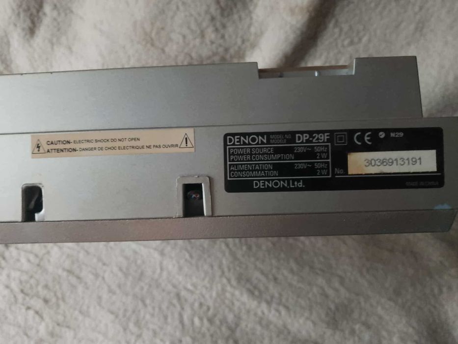 Gramofon Denon DP-29F