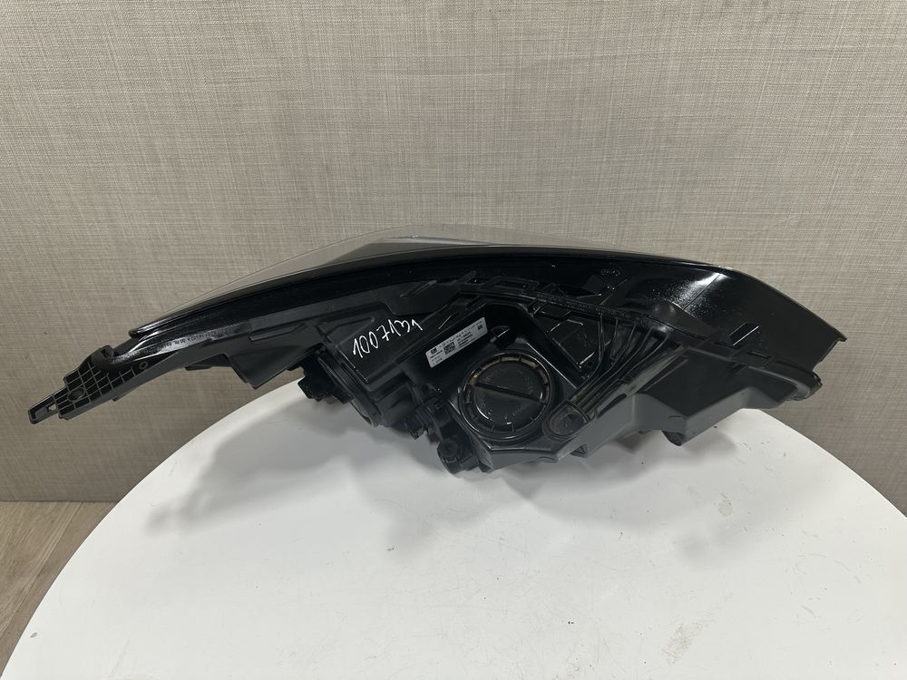 Фара передняя левая Opel Astra K [ 2019 2020 2021 г. ] 39179825