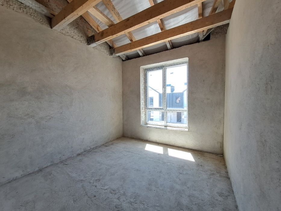 Продаж будинку у ЖК West house.