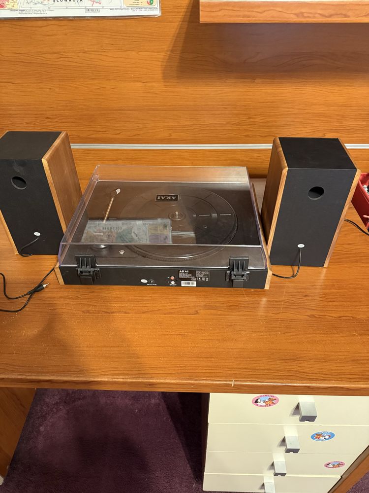 Gramofon BLUETOOTH z wzmacniaczem AKAI