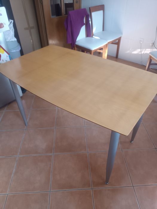 Mesa de cozinha cerejeira