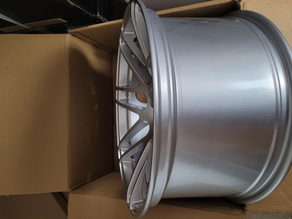 Nowe Haxer hx020 19x9 et20 19x10 et15 do bmw e60 fv23% gwarancja