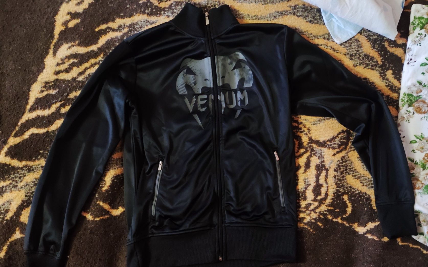 Спортивная кофта Venum Giant Grunge Jacket Black Grey