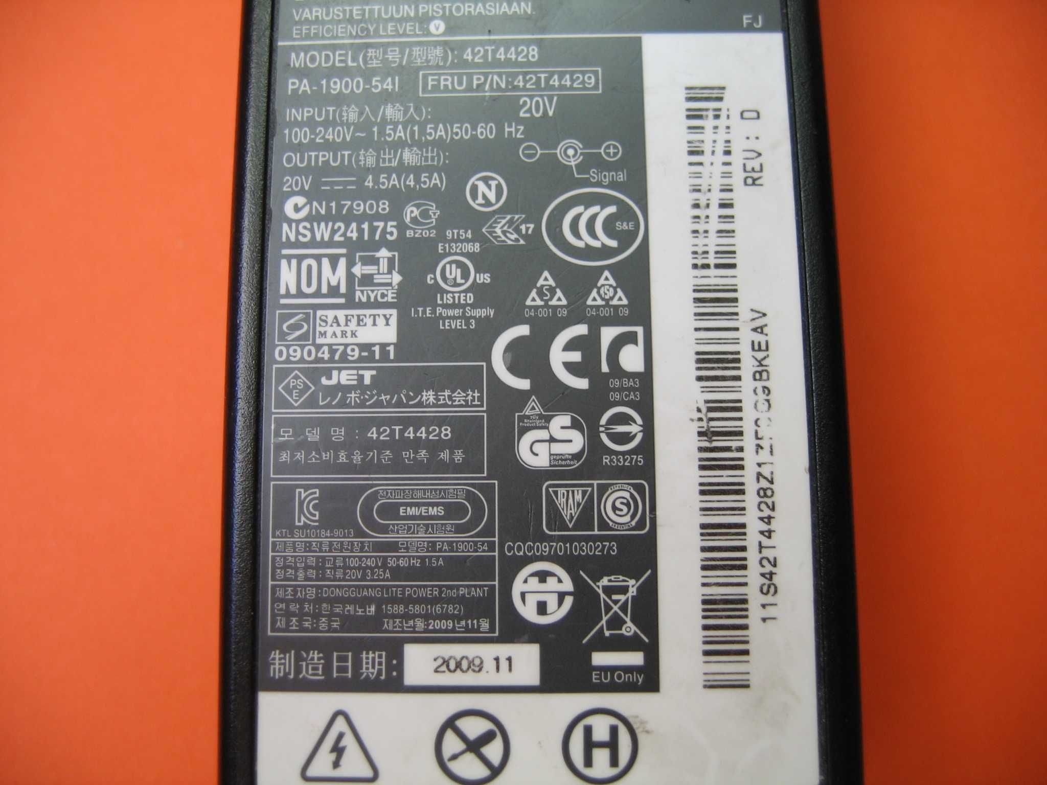 Zasilacz do laptopa LENOVO 20V 4,5A 90W 42T4428 42T4429