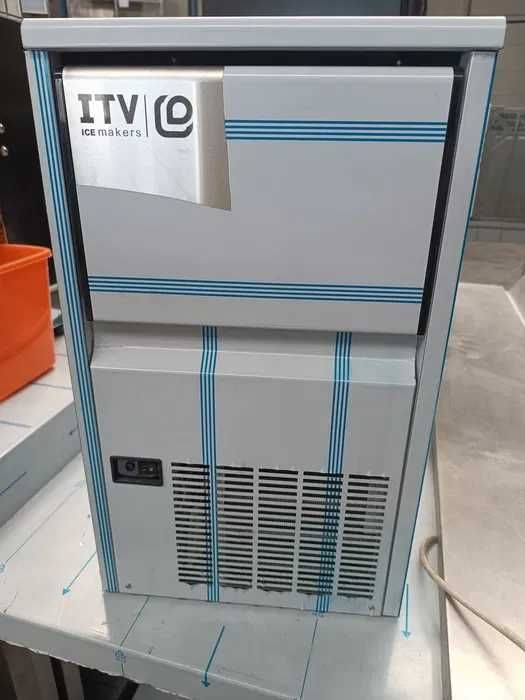 Máquina de gelo 25kg - NOVA