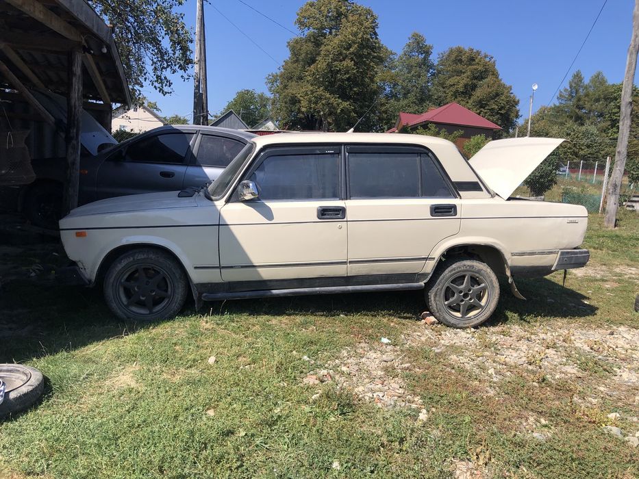 Обміняю два авто  ваз 2107-Мітсубісі