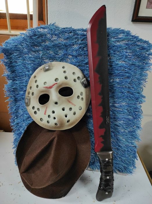 Jason vs Freddy Krueger (fatos - Halloween & Carnaval)