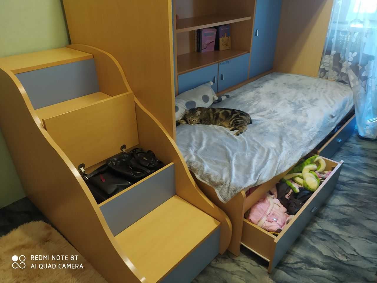 Двохярусне ліжко  б/у дуже якісне