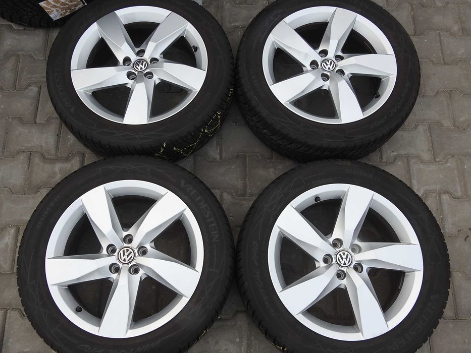 4x Alufelgi VW  2GM 17'' 5x100 ET39 6,5J 24rok JAK NOWE DEMO