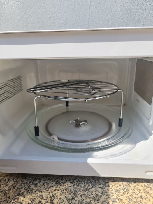 Microondas com Grill