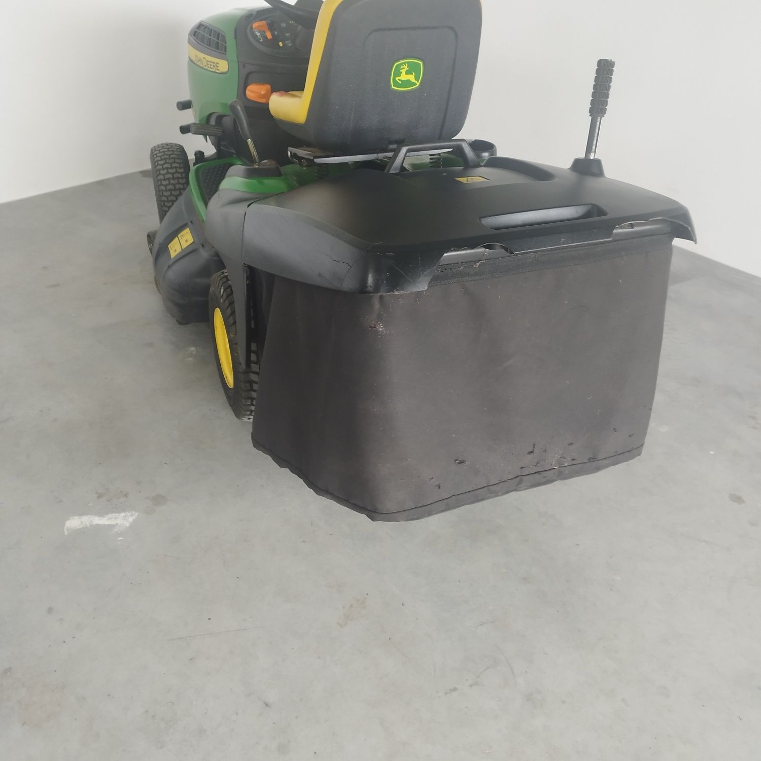 Sprzedam traktorek kosiarke John Deere x155r