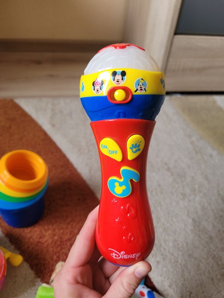Пакет іграшок для малюка: музичний мікрофон, вертоліт, брязкальця