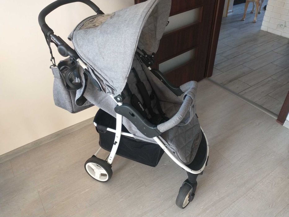 Wózek spacerowy Rapid  4 BABY plus (6 akcesori)