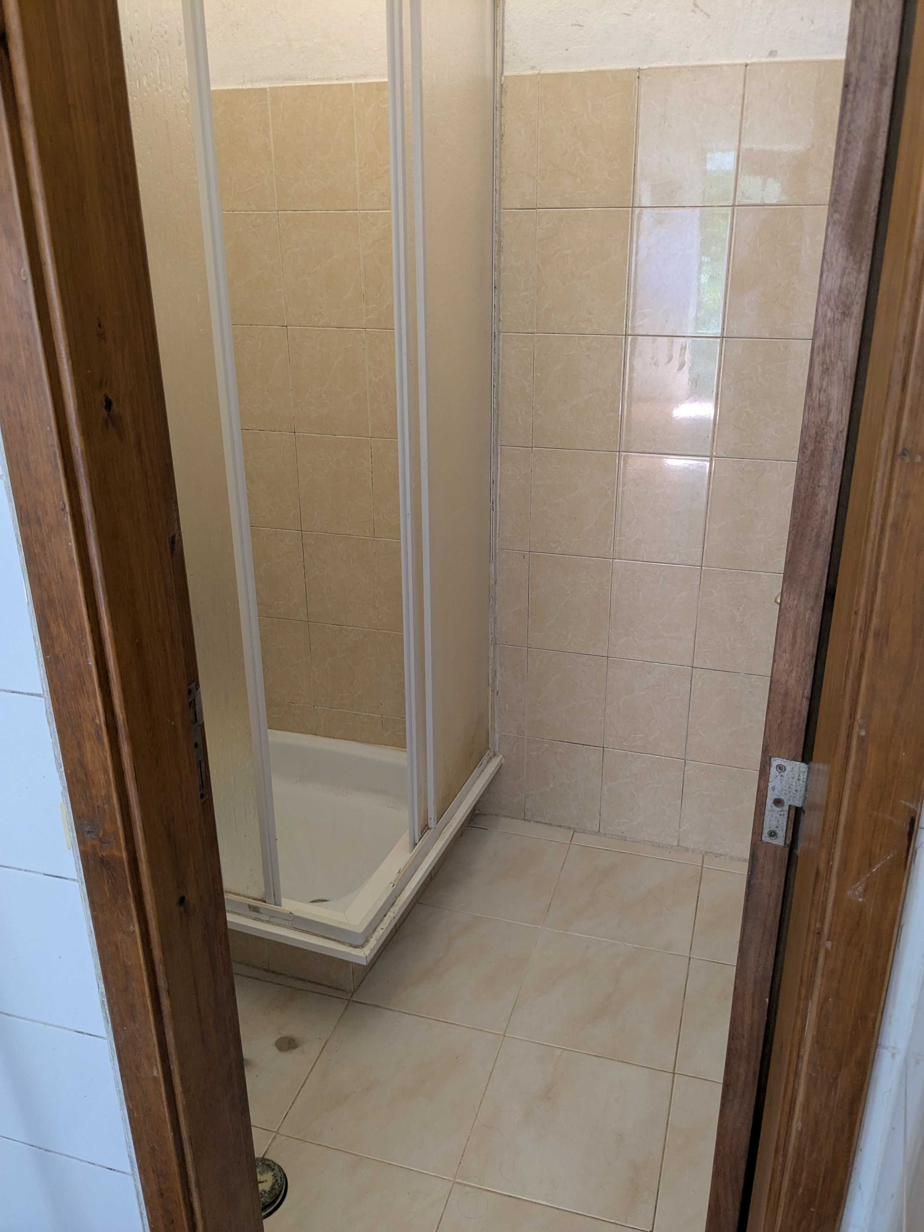 Arrendo quarto,Camarate Loures