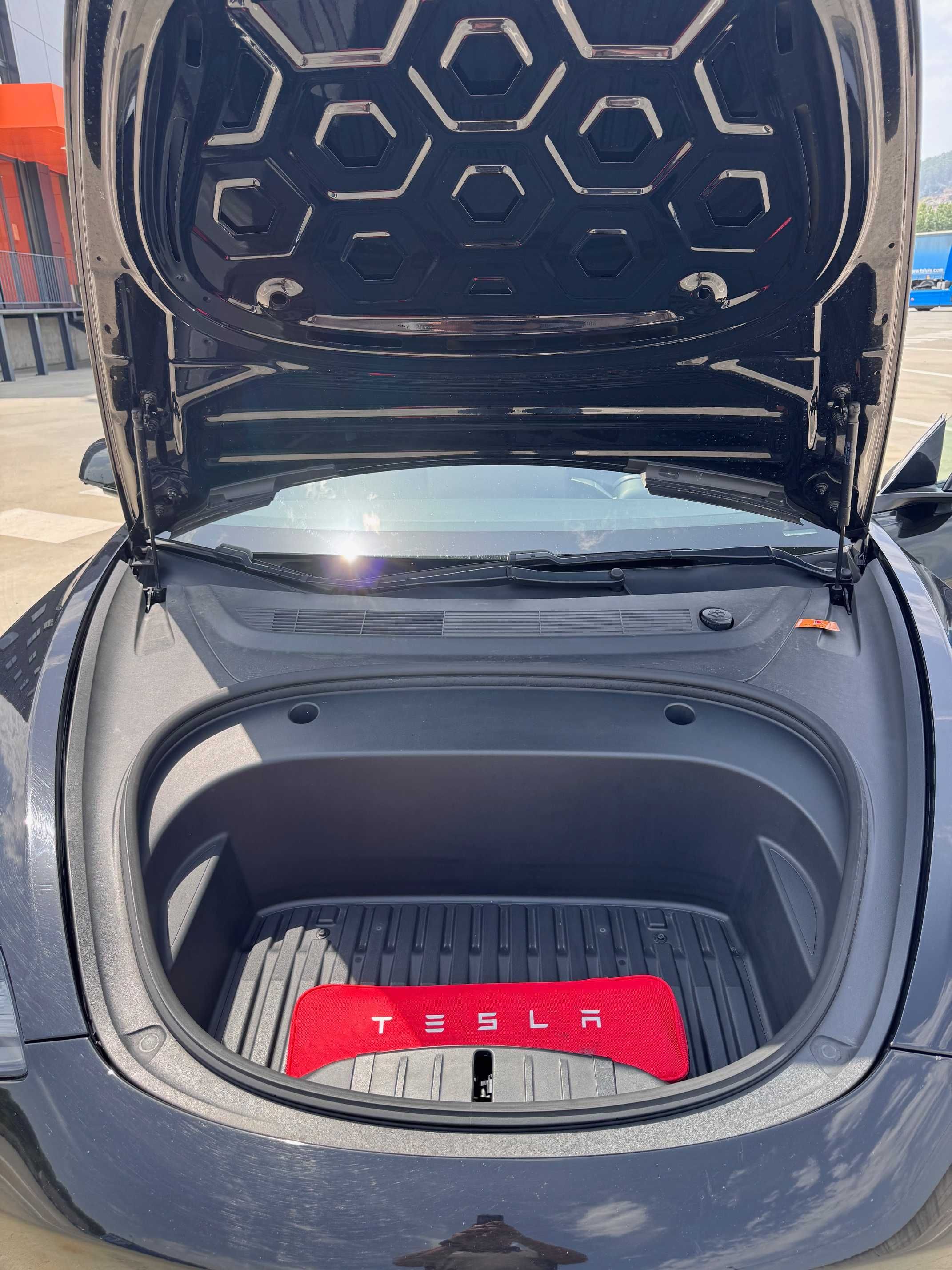 Tesla Model 3 Dual motor long range