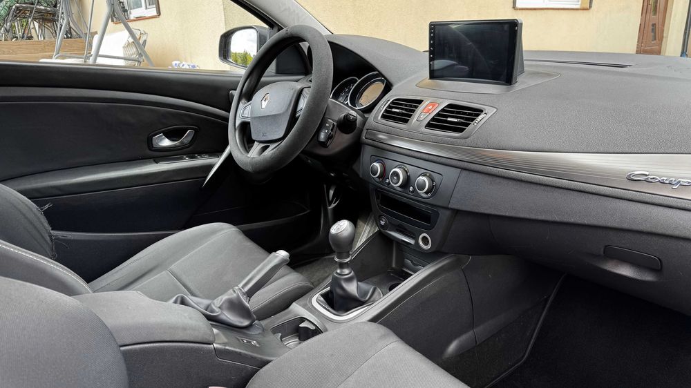 Renault megane III coupe