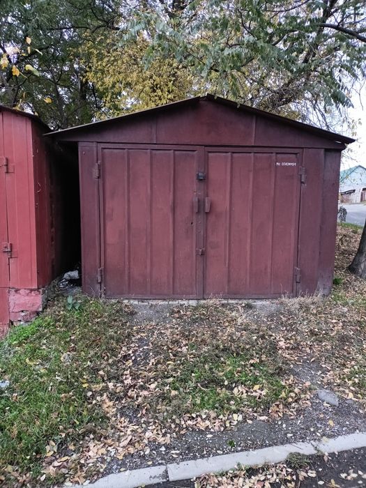 Продам гараж по вул. Чехова..