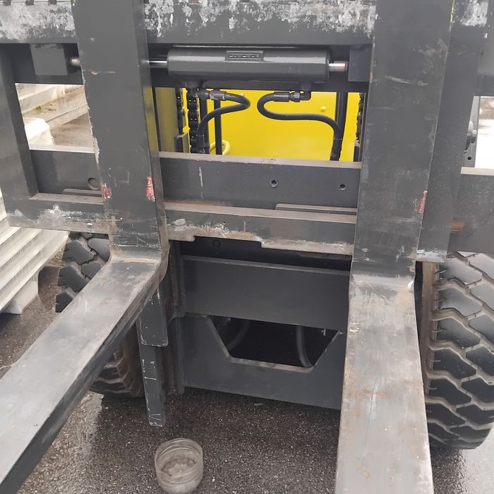 Empilhador clarck a diesel