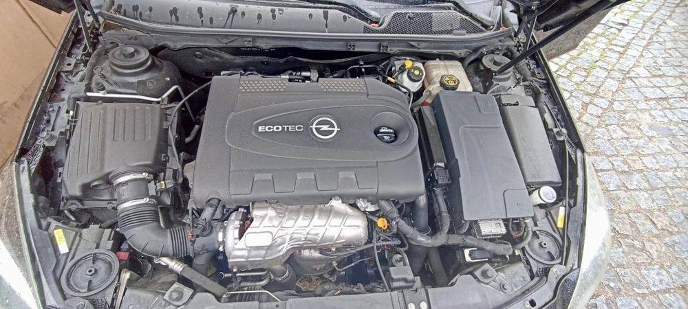 Carrinha Opel Insignia Sports Tourer 2.0 CDTI ecoFLEX (140 cv)