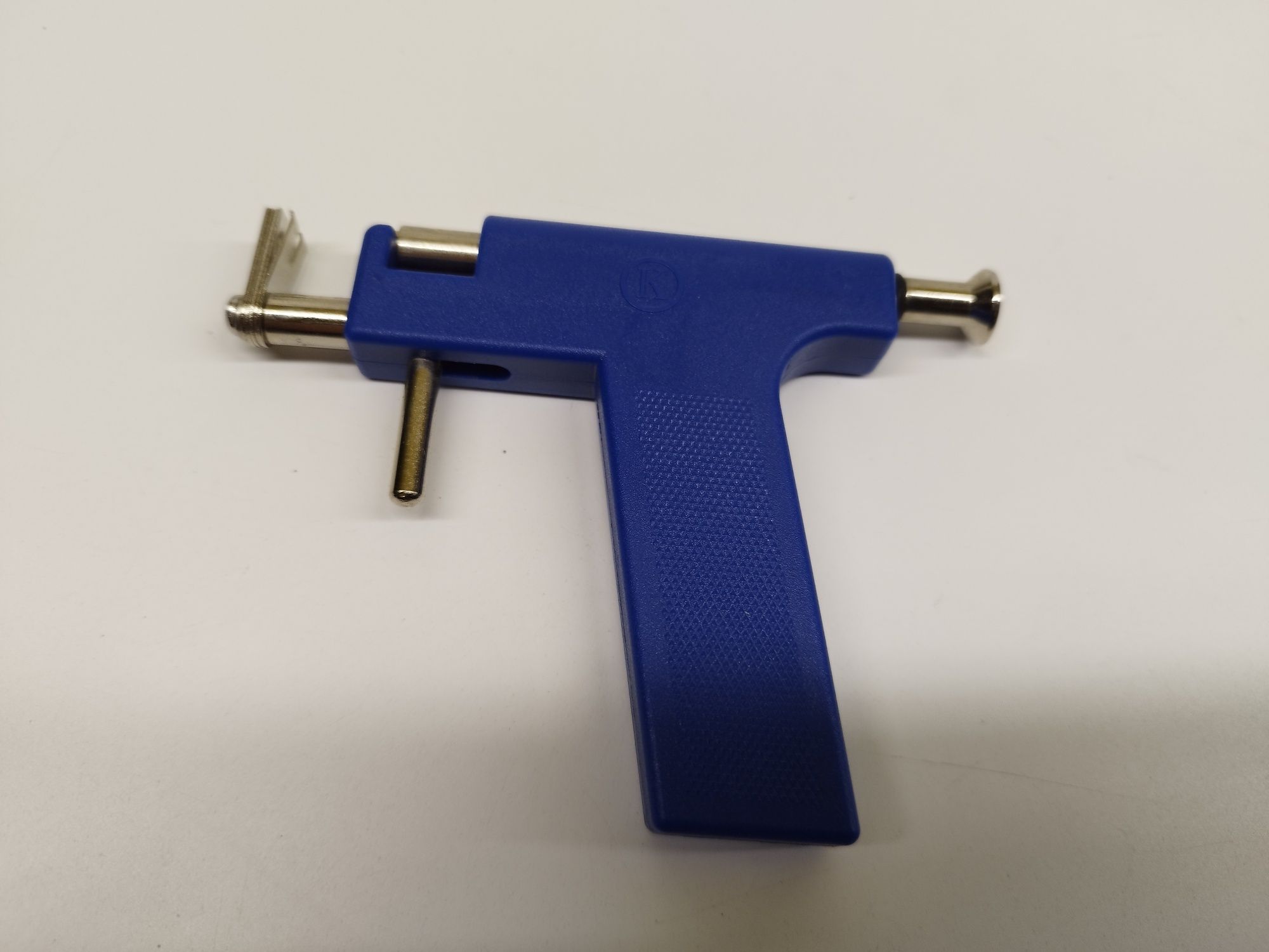 Pistolet do przekłuwania uszu