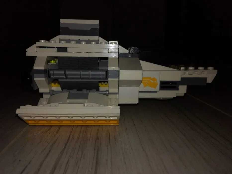 LEGO star wars statek phantom 75048