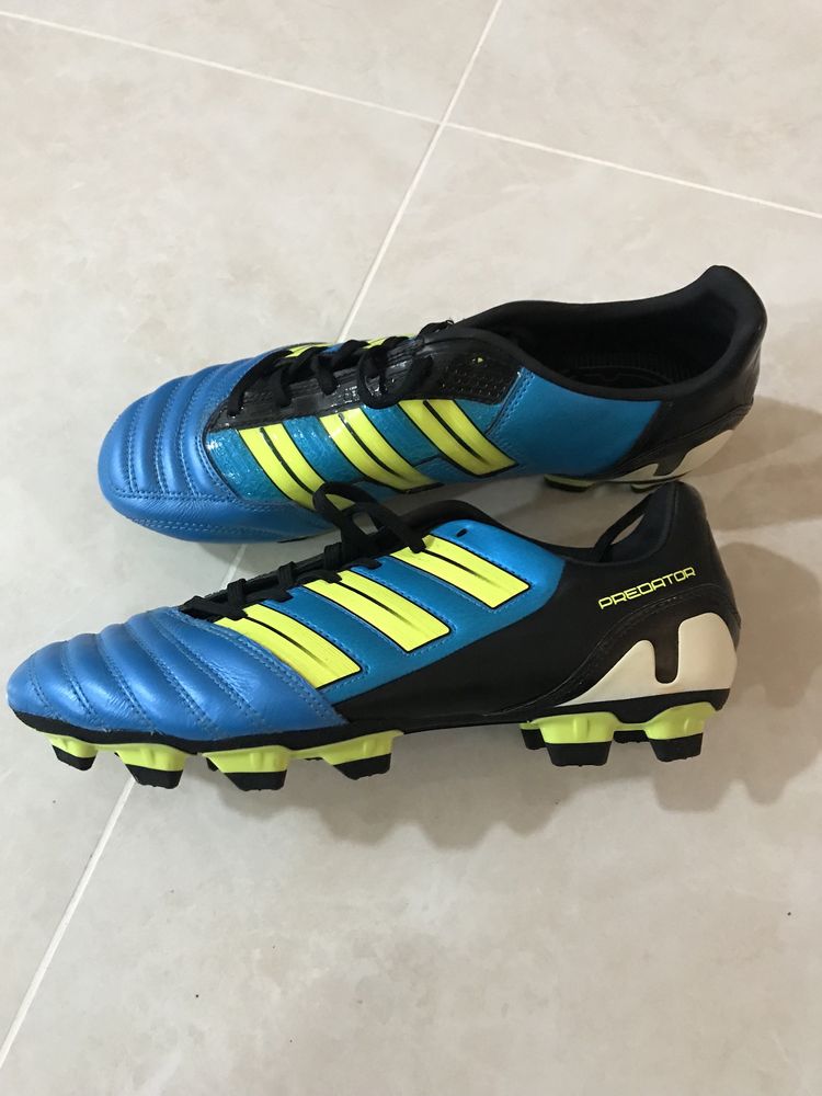 Chuteiras Adidas Predator novas