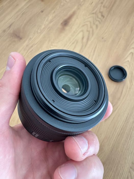 Obiektyw Canon RF 35mm 1.8 Macro Stan idealny.