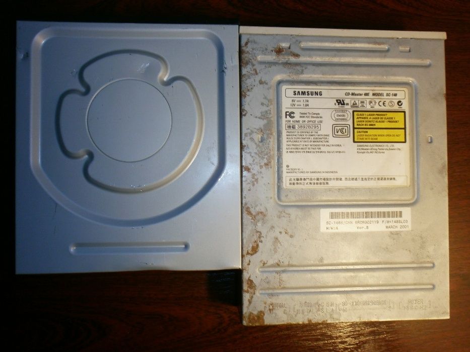 Asus DVD RW, Samsung CD R