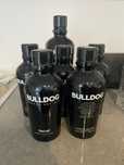 Garrafas de gin Bulldog vazias para decoracao