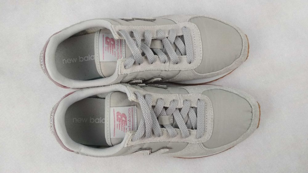 NEW BALANCE 220 Sneakersy Buty Sportowe Skórzane Roz. 37