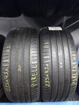 Пара літніх шин Pirelli 235/45R18