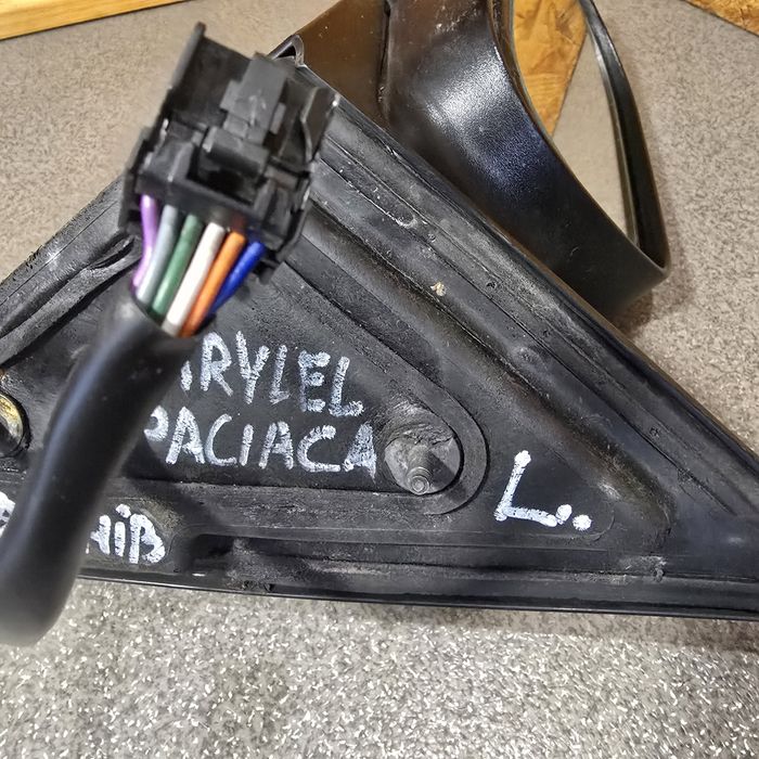 Дзеркала заднього виду CHRYSLER Pacifica