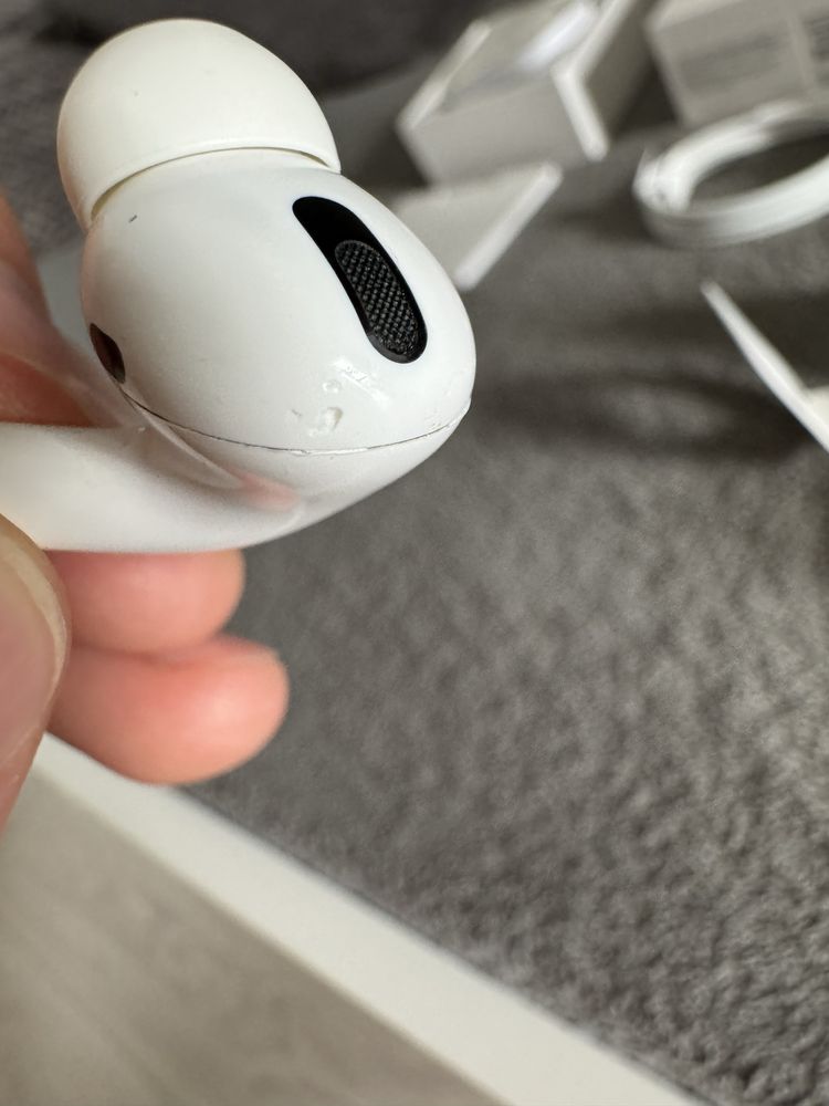 Apple AirPods Pro 1 Generacja