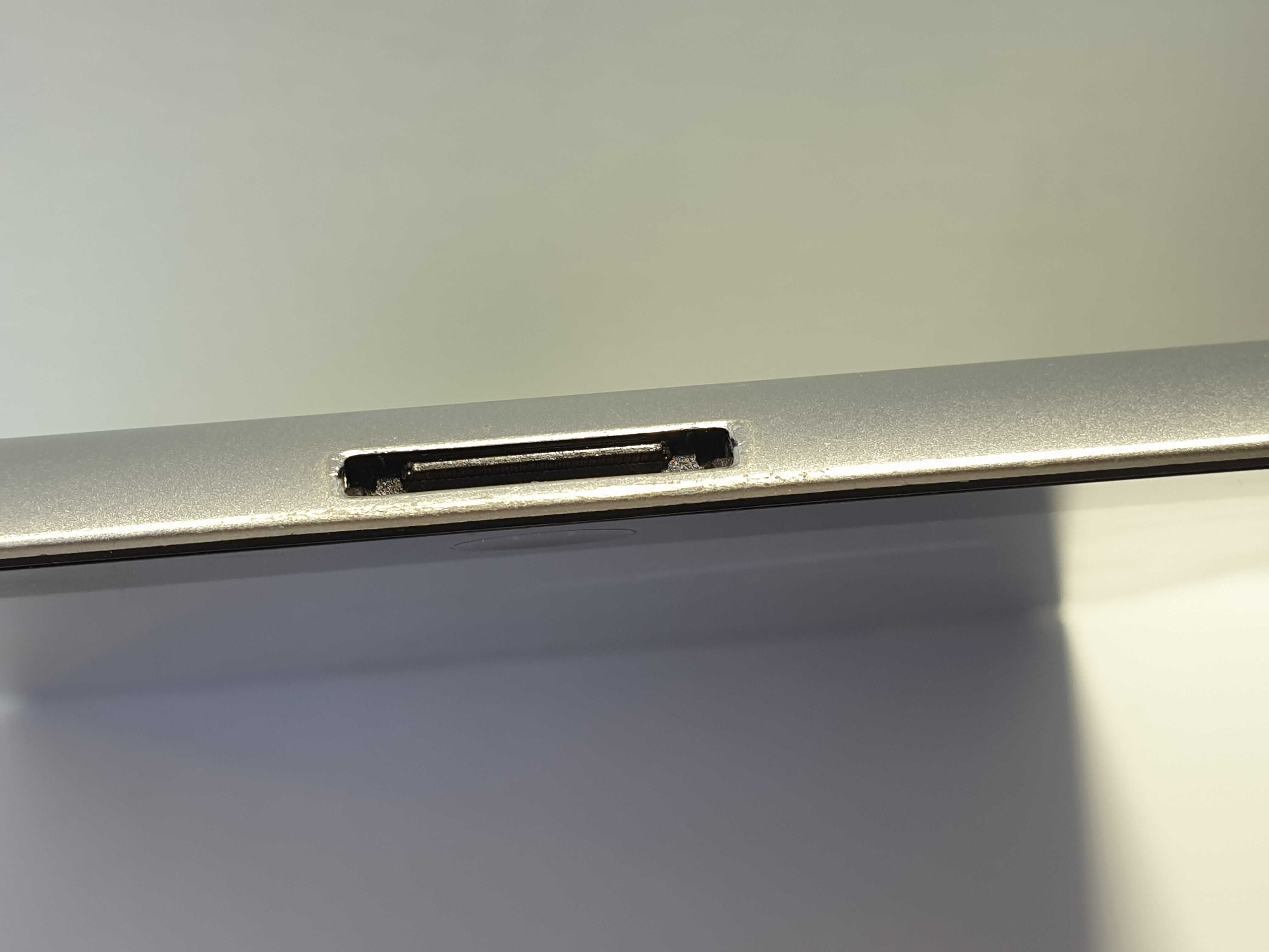 Планшет iPad 2 32GB A1396 3G сім карта