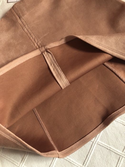 LEFTIES - Mini Saia Rosa em pele de pêssego (nova com etiqueta)