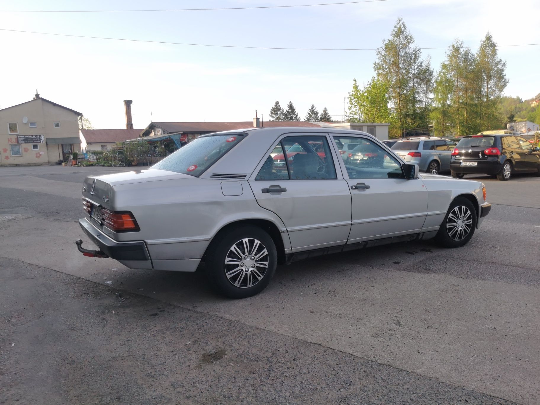 Mercedes 190 benzyna 2.0 automat