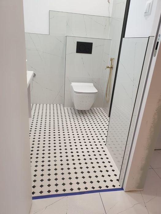 Wykończenia wnętrz Remont Glazura Terakota Panele Malowanie Gipsowanie