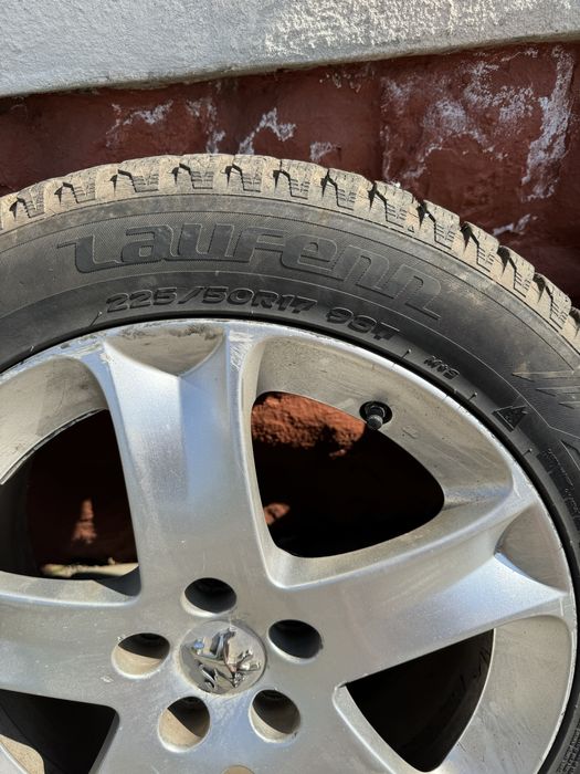 Продам титанові диски з резиною R17 5*108 Peugeot citroen