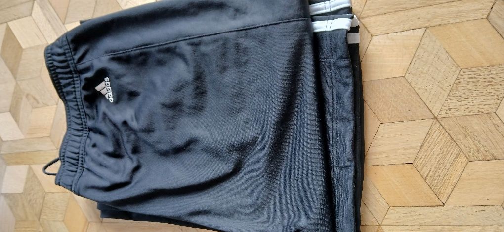 Dres adidas czarny nowy L-xl nowy