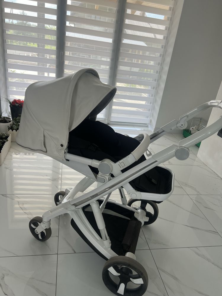 Коляска  3 в 1 Babylux Future