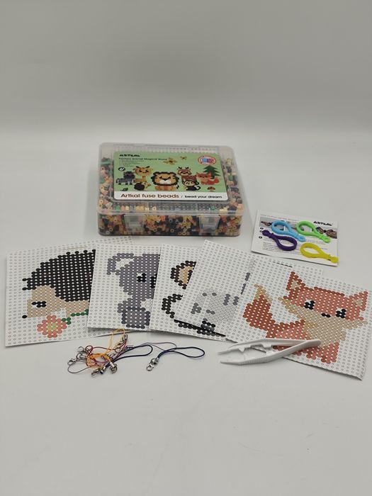 Zestaw koralików Artkal Fuse Beads – zwierzątka do układania i prasowa