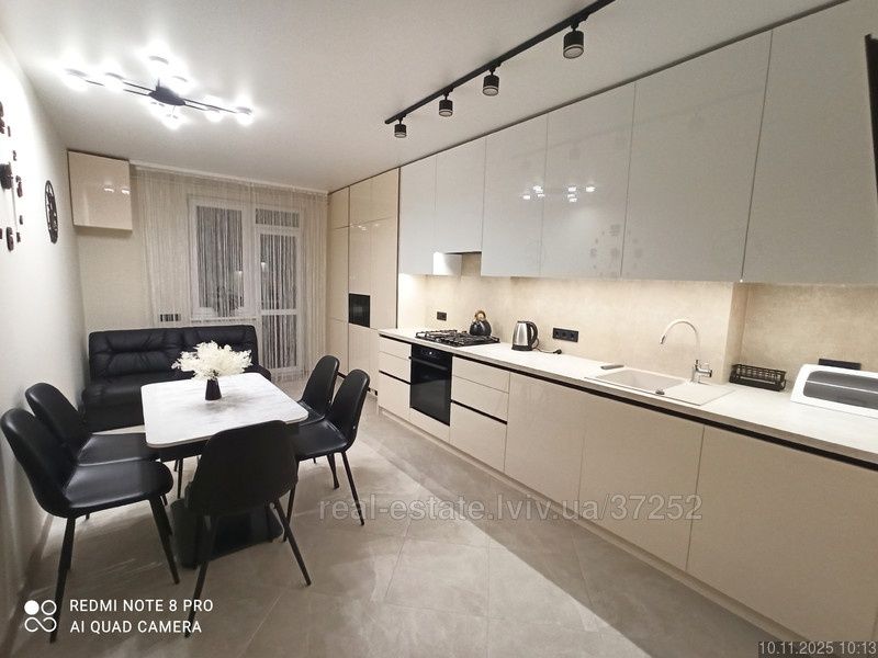 Оренда новенької 1кім. квартири в ЖК Веселка, вул.Залізнична