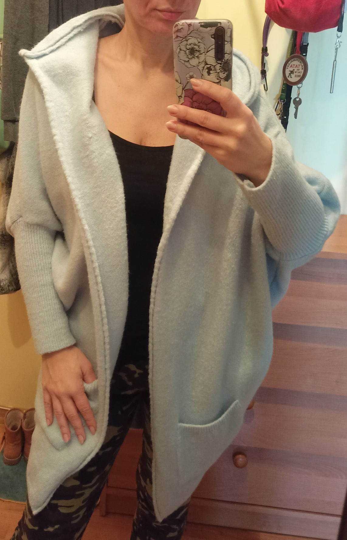 Sweter kardigan mięciutki błękit ciepły modny