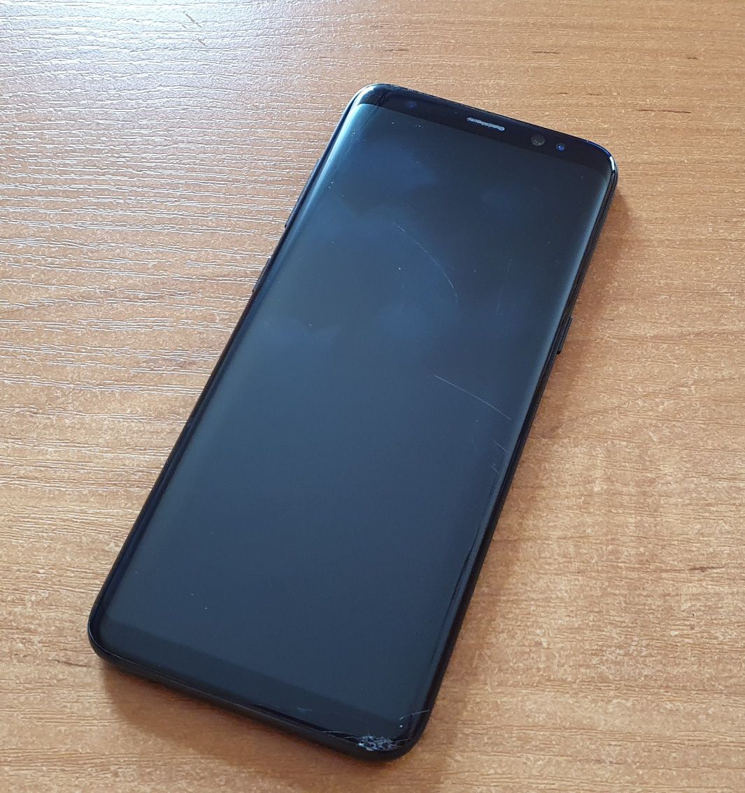 Samsung Galaxy S8 uszkodzony, sprawny.