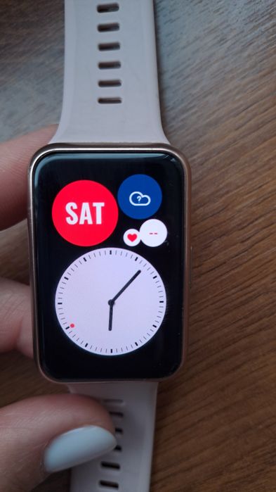 Смарт-годинник Huawei Watch Fit Special Edition.