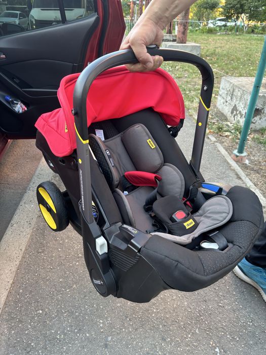 Автокрісло-коляска Doona Child Flame Red