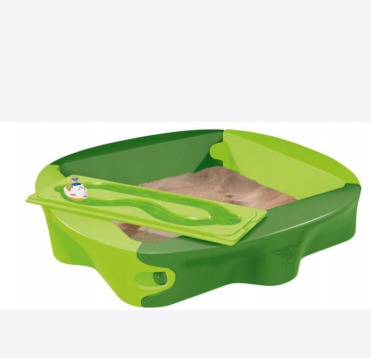 Duża piaskownica z pokrywą